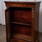 Антикварный шкаф-витрина с бронзовыми гермами 1850-х гг. 