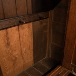 Антикварный дубовый шкаф с инициалами 1680-х гг. 