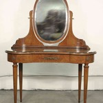 Антикварный туалетный стол 1870-х гг. 