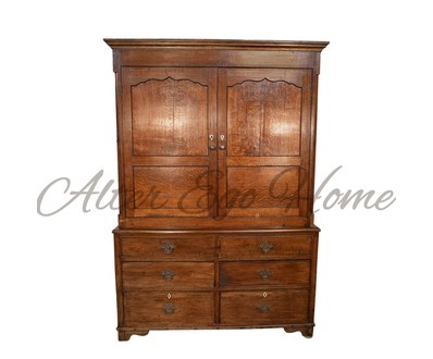 Антикварный двухъярусный шкаф из дуба 1820-х гг