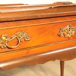 Антикварный чайный столик в стиле Чиппендейл 1930-х гг. 