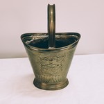 Старинная латунная корзинка для угля с ручкой