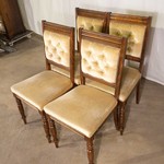 Комплект из четырёх антикварных стульев со спинкой капитоне 1880-х гг.