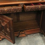 Антикварный буфет в стиле неоренессанс 1850-х гг. 