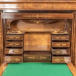 Антикварный секретер с фактурным рисунком махагони 1820-х гг.