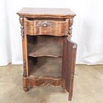 Антикварный полушкаф с фигурной линией фасада 1850-е гг. 