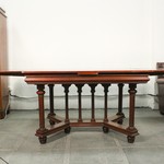 Антикварный стол с балюстрадой 1870-х гг. 