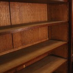 Антикварный книжный шкаф 1900-х гг. 