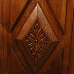 Антикварный буфет с резной балюстрадой 1860-х гг. 