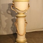 Антикварное кашпо на подставке в античной стилистике 1950-х гг. 