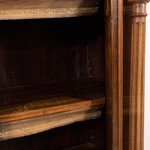 Антикварный книжный шкаф с массивным резным навершием