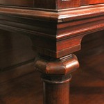 Антикварный сервант с зеркальным полотном и мраморной столешницей 1870-х гг. 