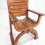 Старинное резное кресло