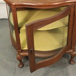 Антикварный чайный столик с фигурным поликом 1910-х гг. 