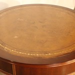 Антикварный столик в стиле Шератон 1950-х гг. 