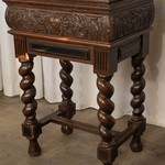 Антикварный дубовый пресс 1680-х гг. 