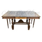 Старинный французский стол в бретонском стиле