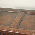 Антикварный дубовый сундук с филеночной конструкцией 1760-х гг. 