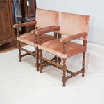 Старинные мягкие кресла с витой проножкой 1880-х гг.
