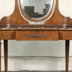 Антикварный туалетный стол 1870-х гг. 