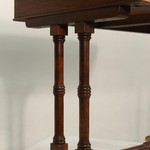 Антикварный столик с откидными полами 1940-х гг. 