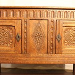 Антикварный дубовый сундук 1920-х гг. 