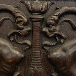 Антикварный шкаф с соломоновыми колоннами 1900-х гг. 