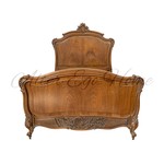 Антикварная кровать с фигурным навершием 1850-х гг. 