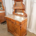 Антикварный сервант с фигурным навершием 1850-х гг. 