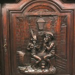 Антикварный буфет с резным убранством 1860-х гг. 