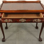 Антикварный чайный столик в стиле Чиппендейл 1940-х гг. 