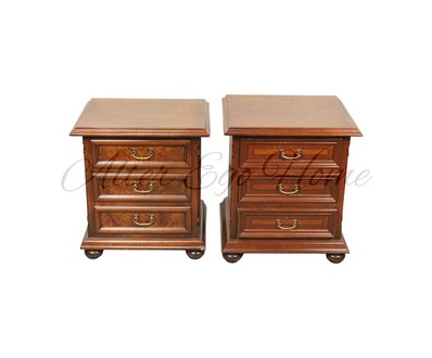 Пара антикварных прикроватных тумб 1960-х гг. 
