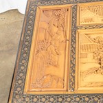 Антикварный китайский сундук из тика с резными филенками и контрастной отделкой 1910-х гг. 
