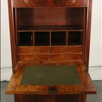 Антикварный секретер в стиле классицизм 1760-х гг. 