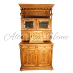 Антикварный буфет с декоративными резными композициями 1870-х гг. 