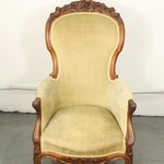 Антикварное кресло с резным навершием 1840-х гг. 