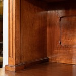 Антикварный буфет с резными филенками 1900-х гг. 