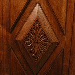 Антикварный буфет с резной балюстрадой 1860-х гг. 