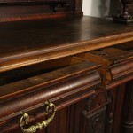 Антикварный буфет с резным декором 1860-х гг. 