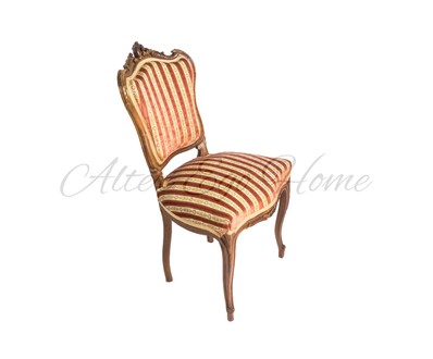 Комплект антикварных стульев с красно-золотистой обивкой