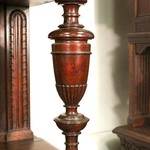 Антикварный буфет с резным декором 1860-х гг. 