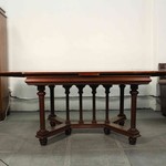 Антикварный стол с балюстрадой 1870-х гг. 