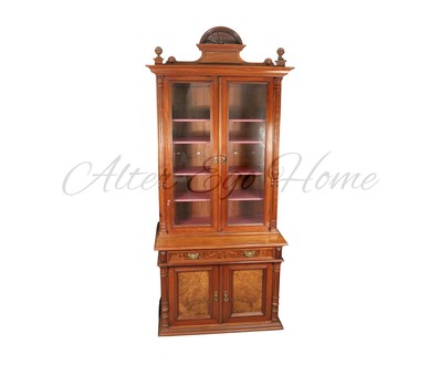 Антикварный книжный шкаф 1870-х гг. 