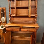 Антикварный буфет в мехеленском стиле с витражной расстекловкой 1860-х гг. 