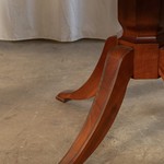 Антикварный стол с раскладной столешницей 1950-х гг. 