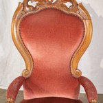 Антикварное кресло с резным навершием 1860-х гг.