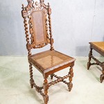 Комплект антикварных стульев из дубового массива с художественной резьбой 1860-х гг.