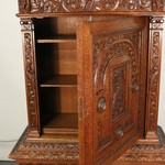 Антикварный французский дубовый шкаф 1860-х гг. 