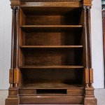 книжный шкаф из массива
