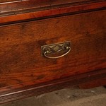 Винтажный платяной шкаф в стиле неоклассицизм 1950-х гг. 
